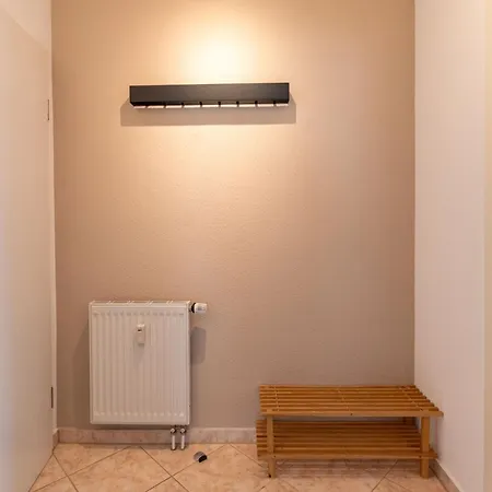 公寓 Schloss Hohenzollern 1 塞巴特黑灵斯多夫