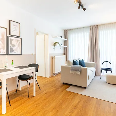 Schloss Hohenzollern 1 Apartmán *