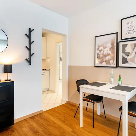 Schloss Hohenzollern 1 塞巴特黑灵斯多夫