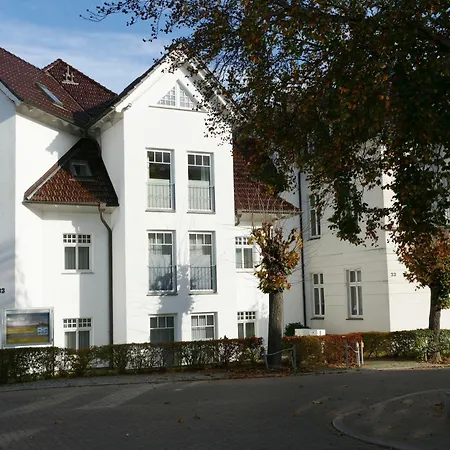 公寓 Schloss Hohenzollern 1 *